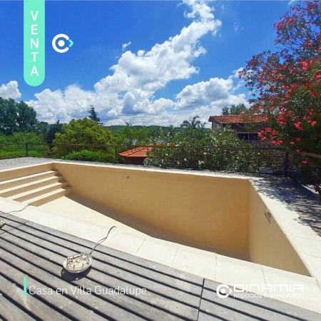 SE VENDE CASA, HERMOSA VISTA,  EN VILLA DEL DIQUE.