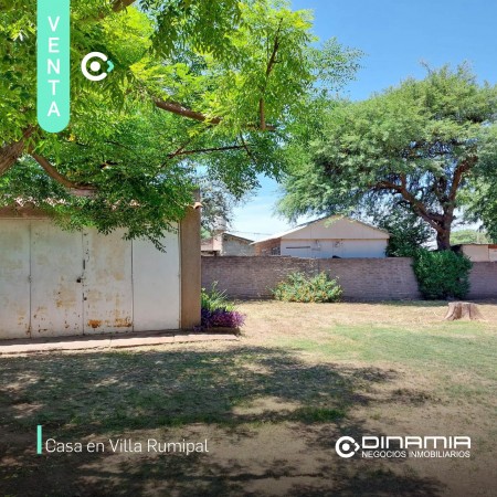 SE VENDE CASA EN ZONA EL MANGRULLO, VILLA RUMIPAL.