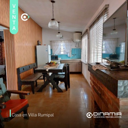 SE VENDE CASA EN ZONA EL MANGRULLO, VILLA RUMIPAL.