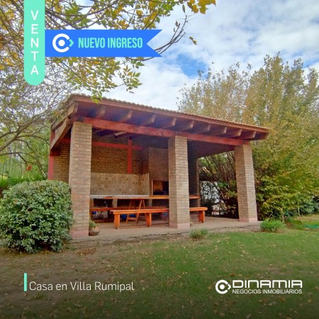 SE VENDE CASA CERCA DEL LAGO, EN VILLA RUMIPAL. 