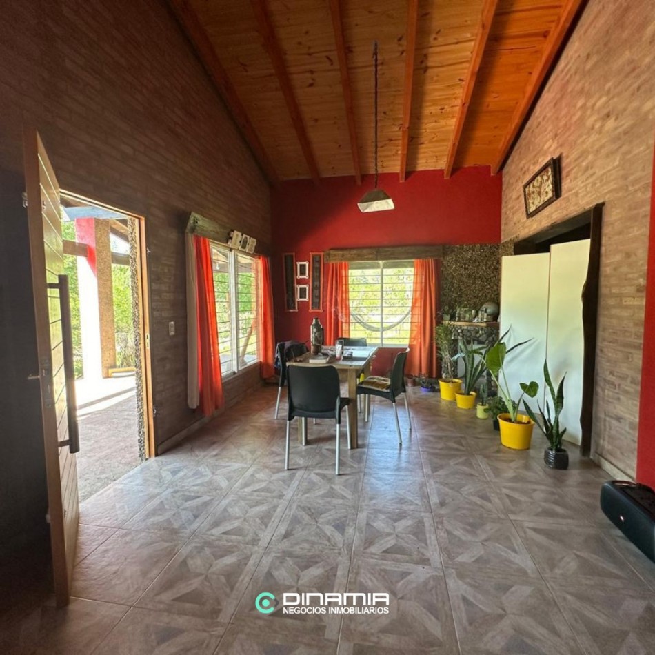 EN VENTA! CASA EN VILLA DEL PARQUE, IDEAL PARA FINES COMERCIALES
