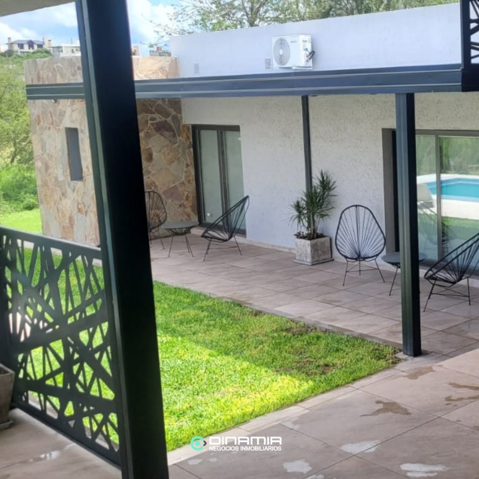 HERMOSA CASA EN VENTA EN VILLA NATURALEZA- VILLA RUMIPAL