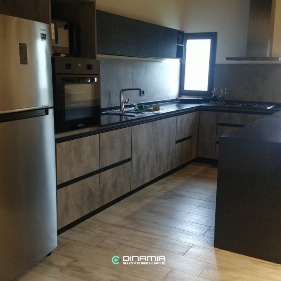 HERMOSA CASA EN VENTA EN VILLA NATURALEZA- VILLA RUMIPAL