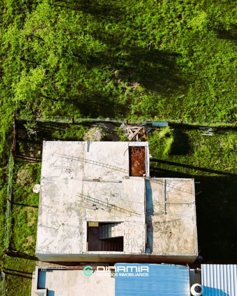 PROPIEDAD EN CONSTRUCCION EN BARRIO LAGOS DE CALAMUCHITA