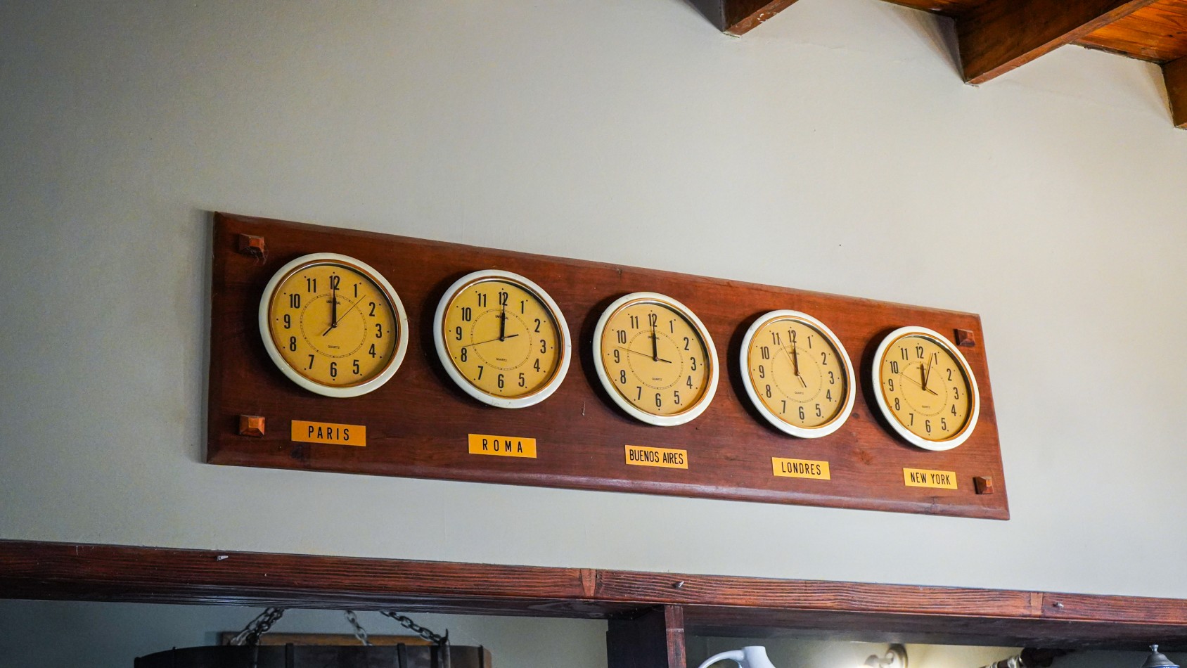 VENDO CASA EN VILLA RUMIPAL