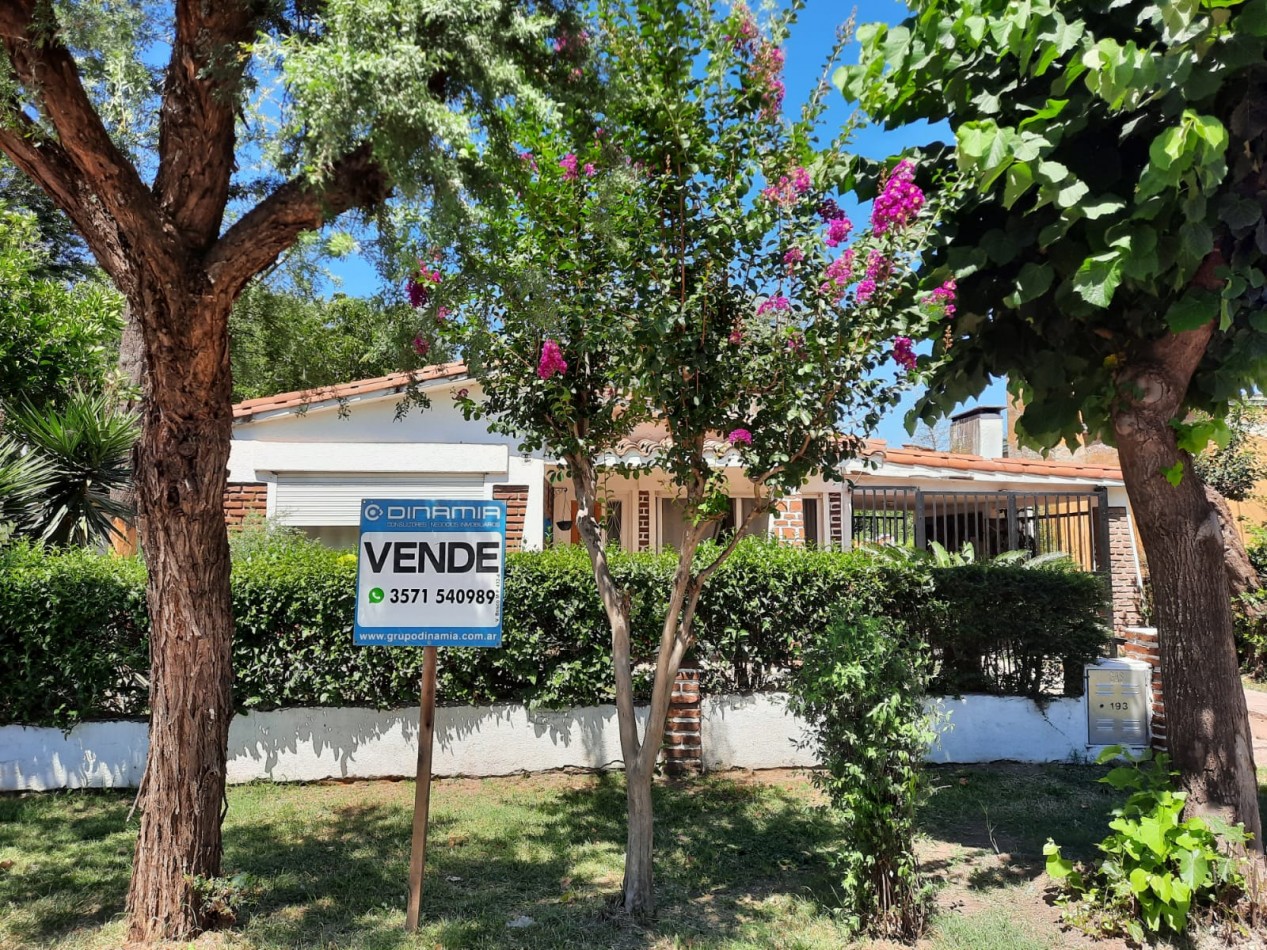 SE VENDE CASA EN VILLA DEL DIQUE