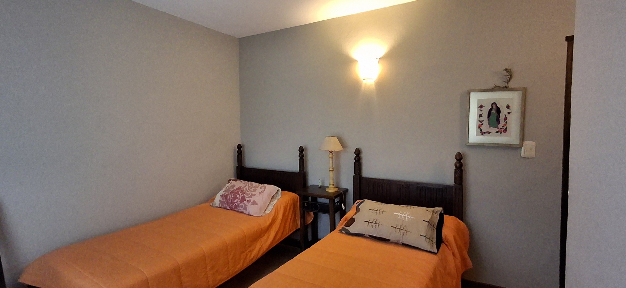 SE VENDE CASA ESTILO COLONIAL, UBICADA EN SANTA ROSA DE CALAMUCHITA