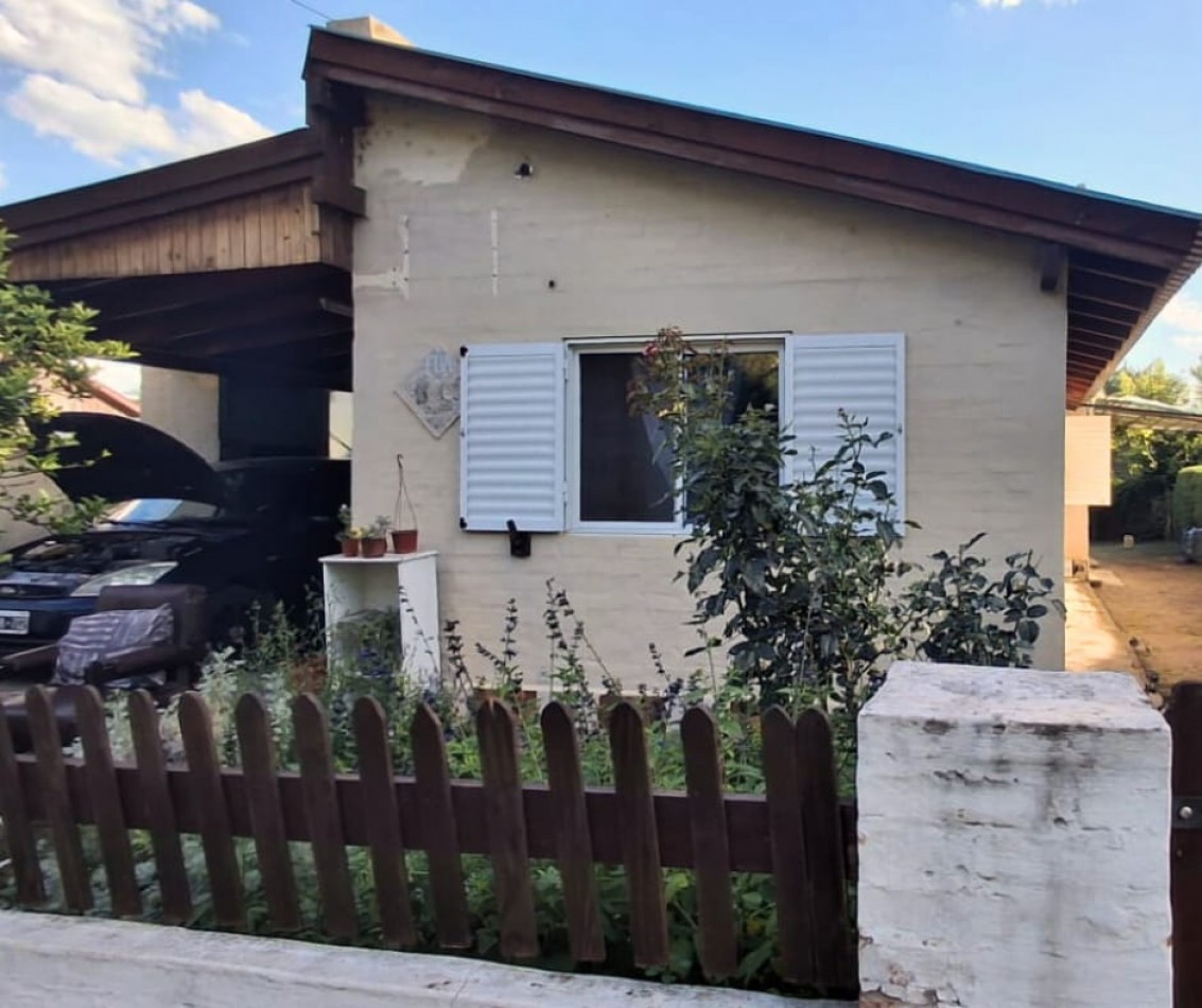 SE VENDE CASA EN ZONA LA SIERRITA, VILLA DEL DIQUE