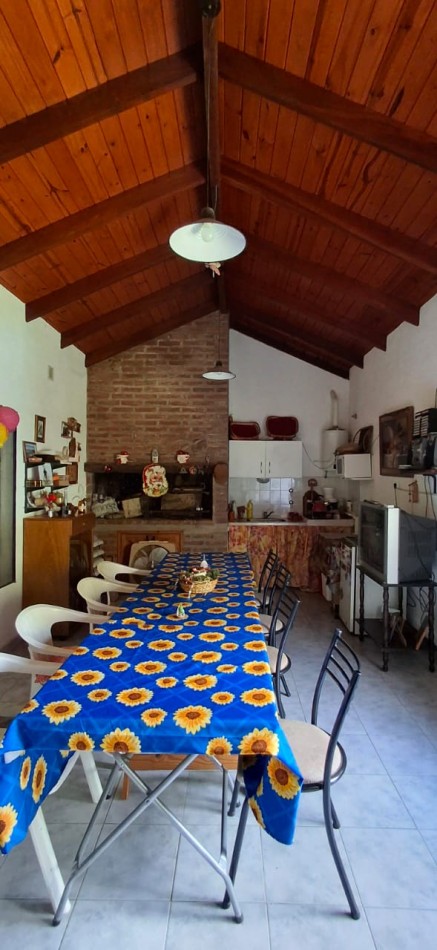 SE VENDE CASA CON DEPARTAMENTO EN VILLA GUADALUPE