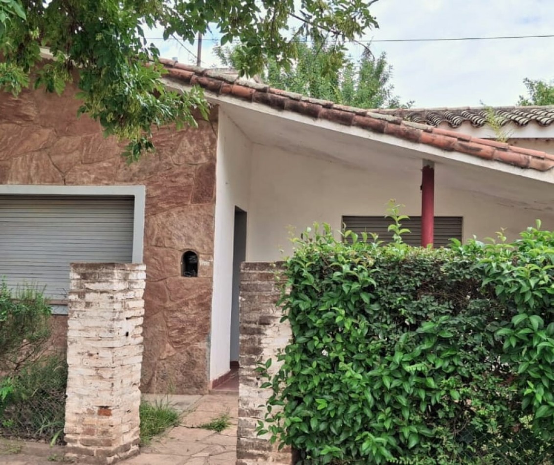 SE VENDE CASA EN VILLA DEL DIQUE