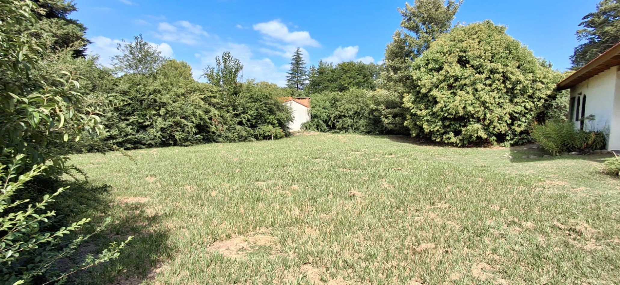 SE VENDE CASA EN VILLA RUMIPAL