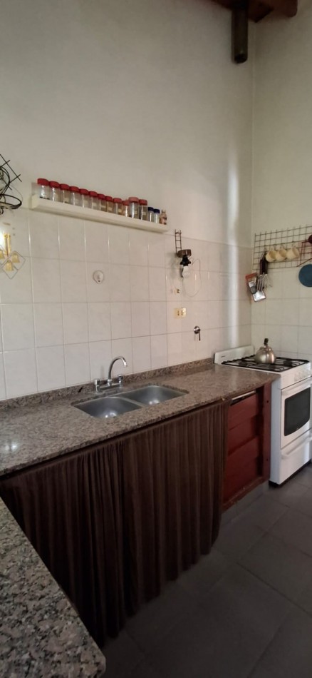 SE VENDE CASA EN VILLA RUMIPAL