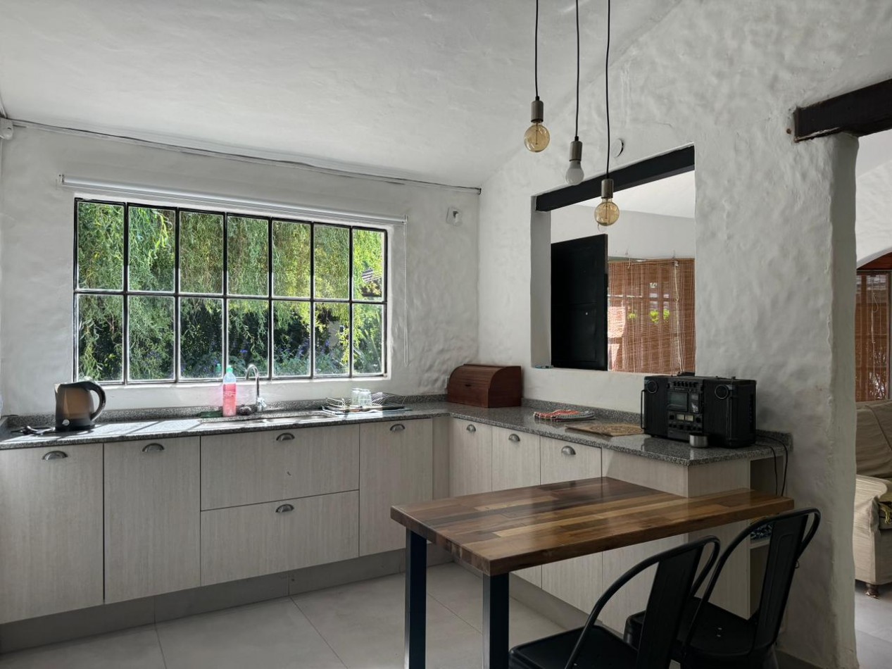 CASA EN PLAYA GRANDE CON BAJADA AL LAGO EN VILLA DEL DIQUE