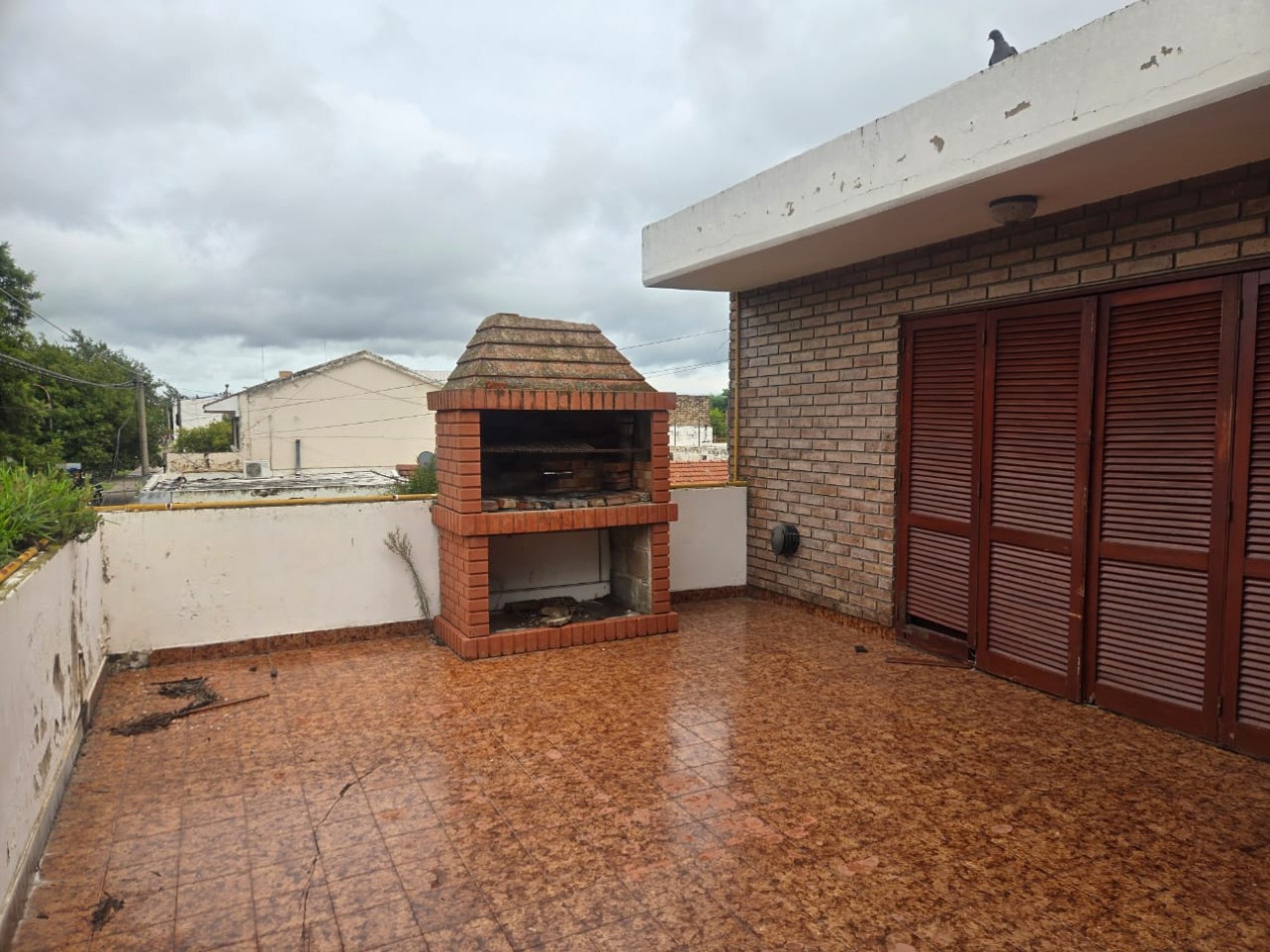 PROPIEDAD EN VENTA EN RIO TERCERO, EXCELENTE UBICACION