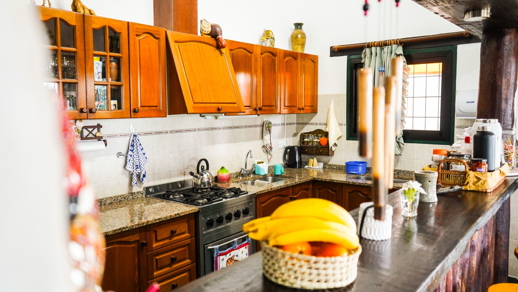 INCREIBLE PROPIEDAD EN VENTA CONSTRUIDA SOBRE UNA HECTAREA