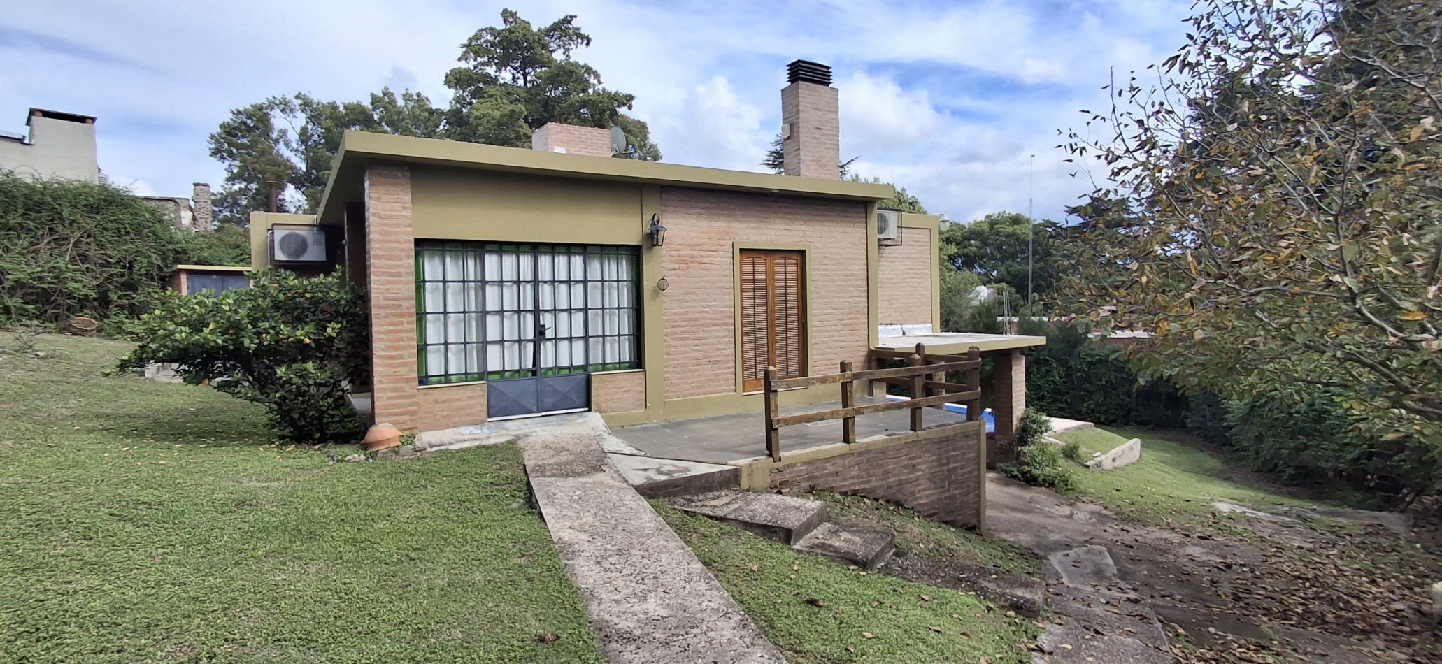 SE VENDE HERMOSA CASA EN VILLA GUADALUPE, VILLA DEL DIQUE