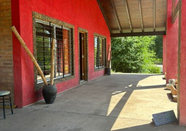 EN VENTA! CASA EN VILLA DEL PARQUE, IDEAL PARA FINES COMERCIALES, APTA CREDITO!