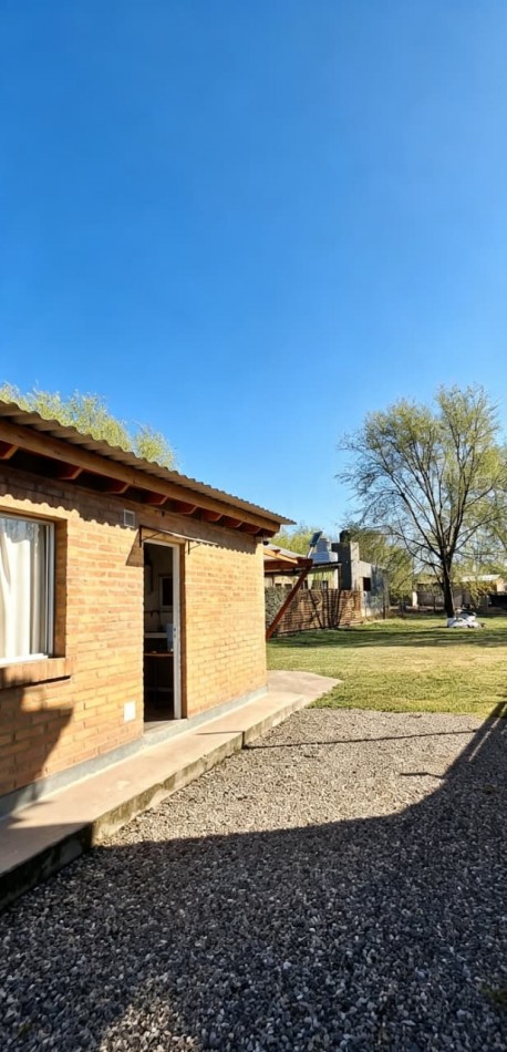HERMOSA CASA EN VENTA EN VILLA DEL DIQUE