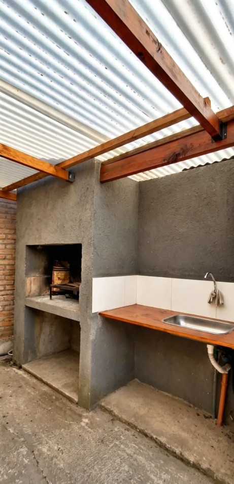 HERMOSA CASA EN VENTA EN VILLA DEL DIQUE