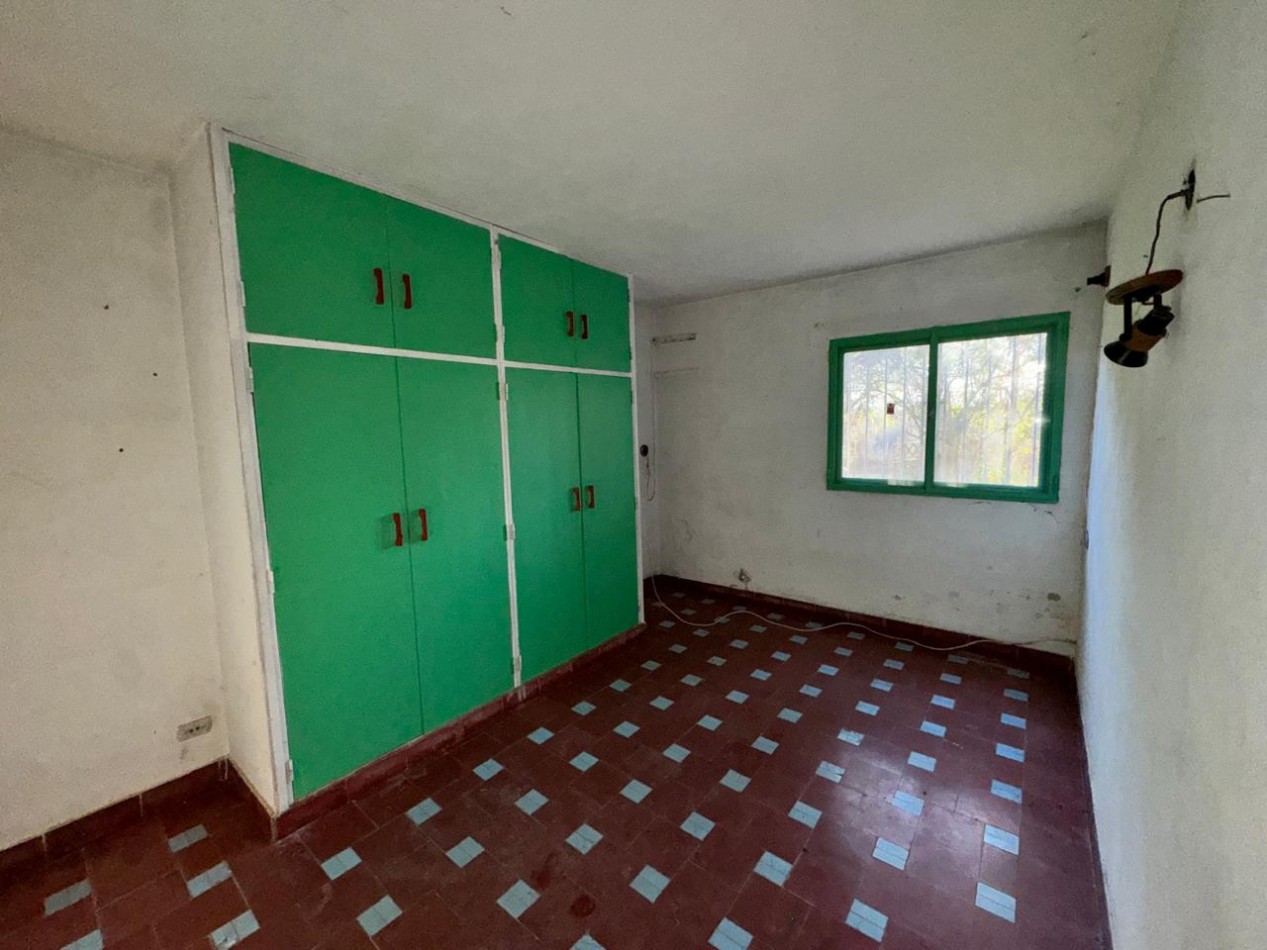 SE VENDE CASONA A REFACCIONAR, EN VILLA DEL PARQUE, VILLA RUMIPAL