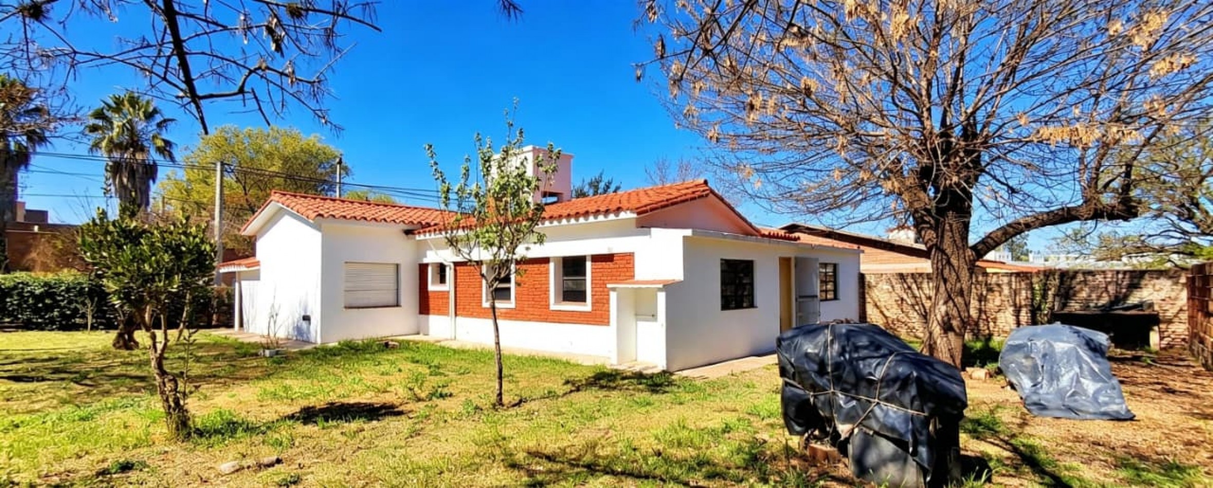 SE VENDE CASA EN VILLA DEL DIQUE