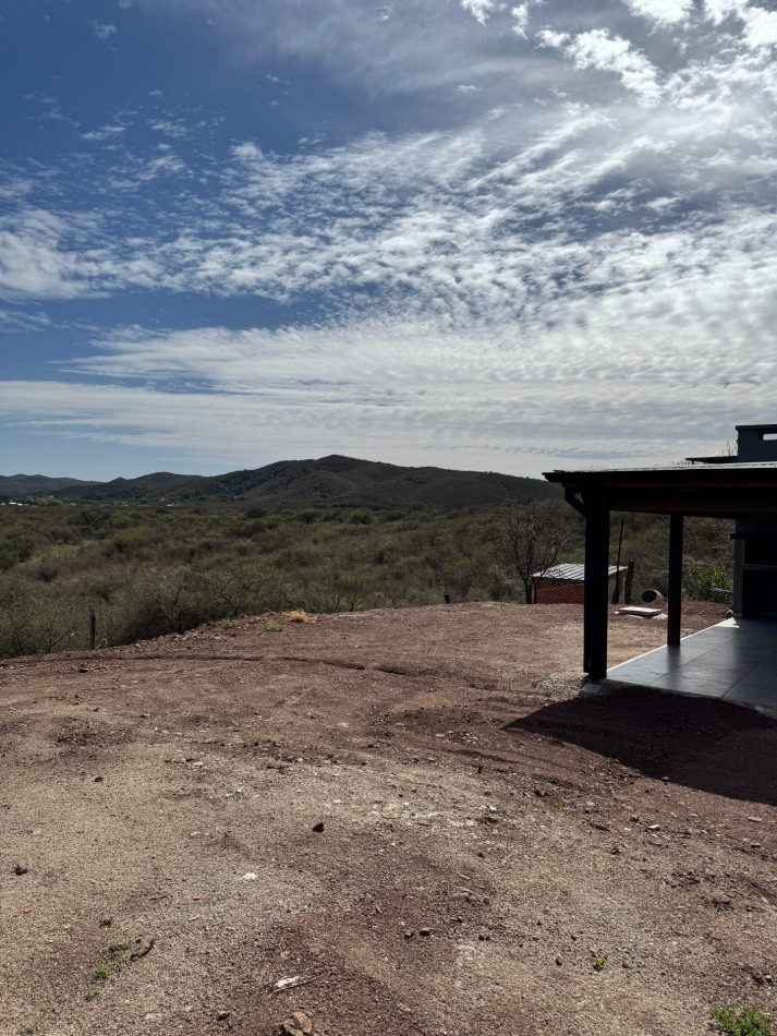 SE VENDE CASA EN VILLA RUMIPAL