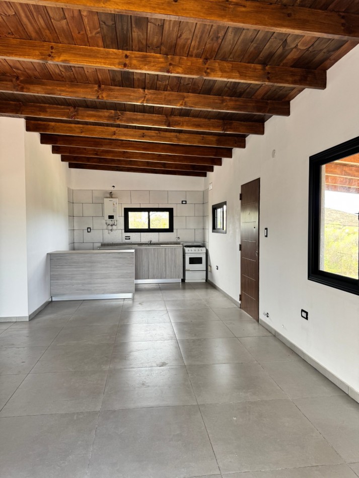 SE VENDE CASA EN VILLA RUMIPAL