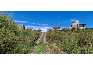 SE VENDEN 2 LOTES JUNTOS EN VILLA RUMIPAL